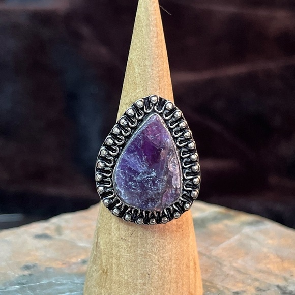 Jewelry - 🛑SOLD🛑Raw Cut Amethyst Sterling Silver Ring Sz 9 CTW 30